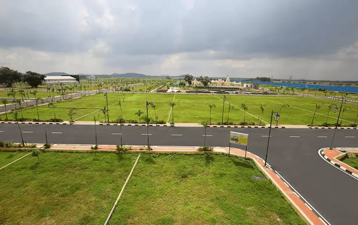 Yamuna Expressway Plots: Why This Property Corridor Is Gaining Attention